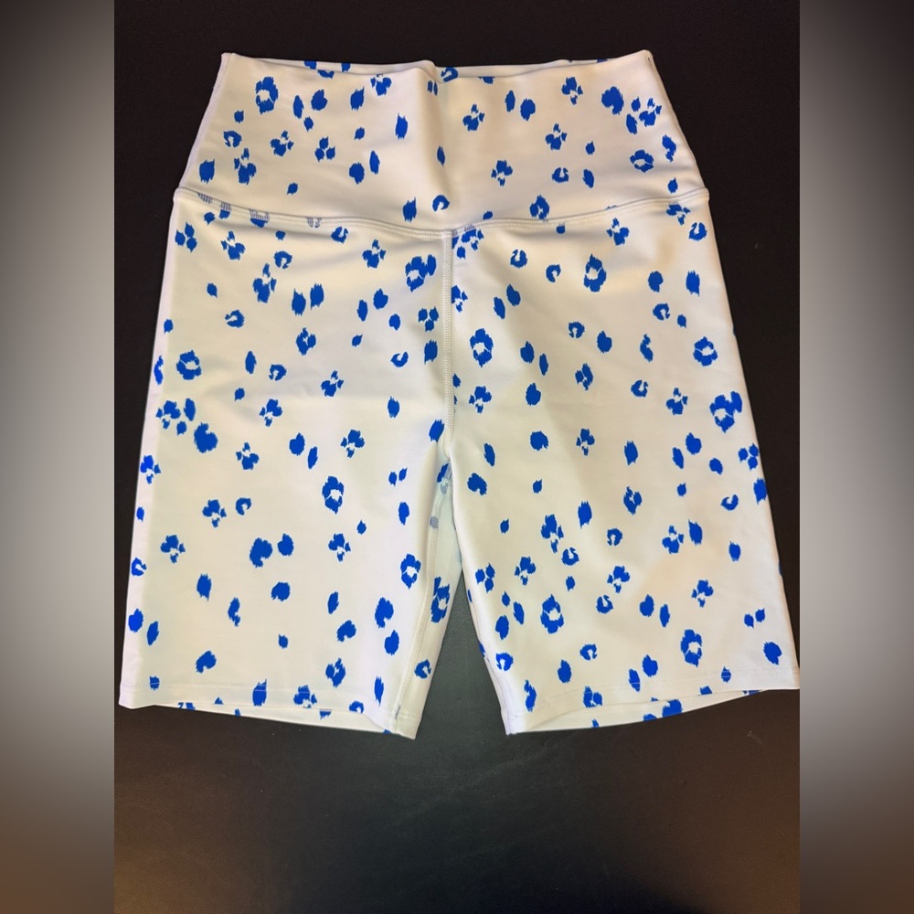 Sage Collective Women's Printed High Rise Bike Short, 5" Inseam, Diamond Cheetah